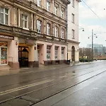 Tasteful Close To Piotrkowska Street By Renters * Lodz