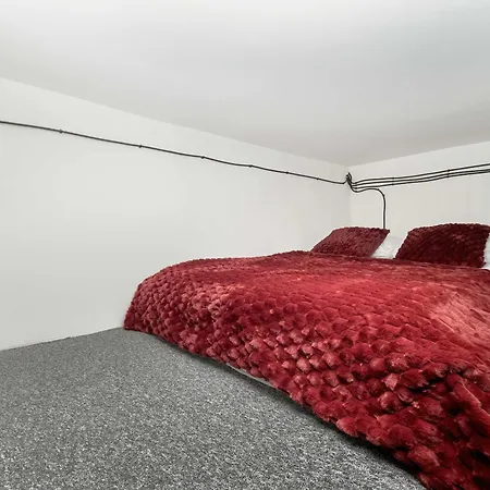 Tasteful Close To Piotrkowska Street By Renters *