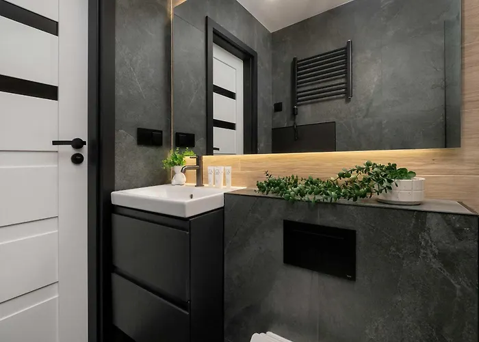 Tasteful Close To Piotrkowska Street By Renters * Łódź